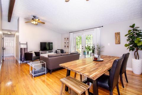 357 Bow Dr, Columbus, OH 43230 photo 4