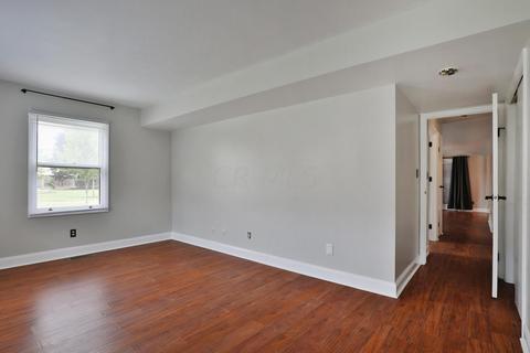 879 Manor Ln #E, Columbus, OH 43221 photo 19