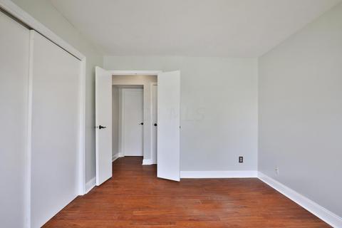 879 Manor Ln #E, Columbus, OH 43221 photo 18