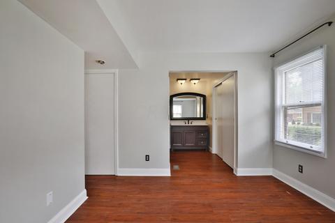 879 Manor Ln #E, Columbus, OH 43221 photo 21