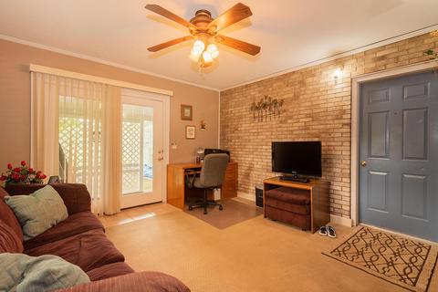 664 Cretcher, De Graff, OH 43318 photo 16