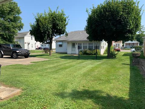 353 E Mound St, Circleville, OH 43113 photo 4