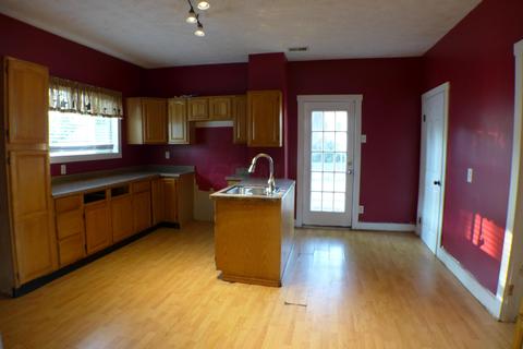 598 E Hunter St, Logan, OH 43138 photo 13