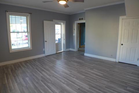 598 E Hunter St, Logan, OH 43138 photo 10