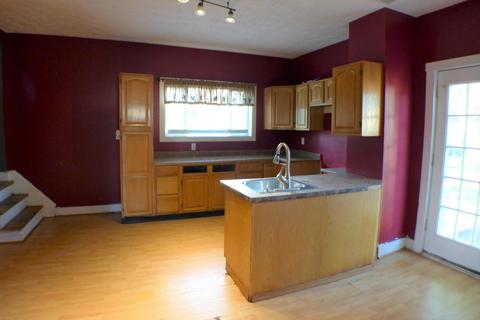 598 E Hunter St, Logan, OH 43138 photo 15
