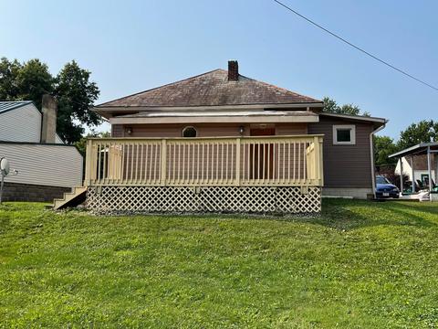 545 Eastern Ave, New Lexington, OH 43764 photo 2