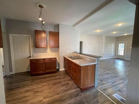545 Eastern Ave, New Lexington, OH 43764 photo 9
