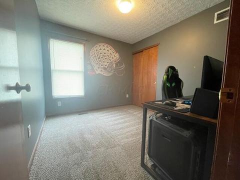 262 Iris Trail Dr, Galloway, OH 43119 photo 11