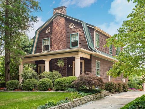 266 E Torrence Rd, Columbus, OH 43214 photo 1