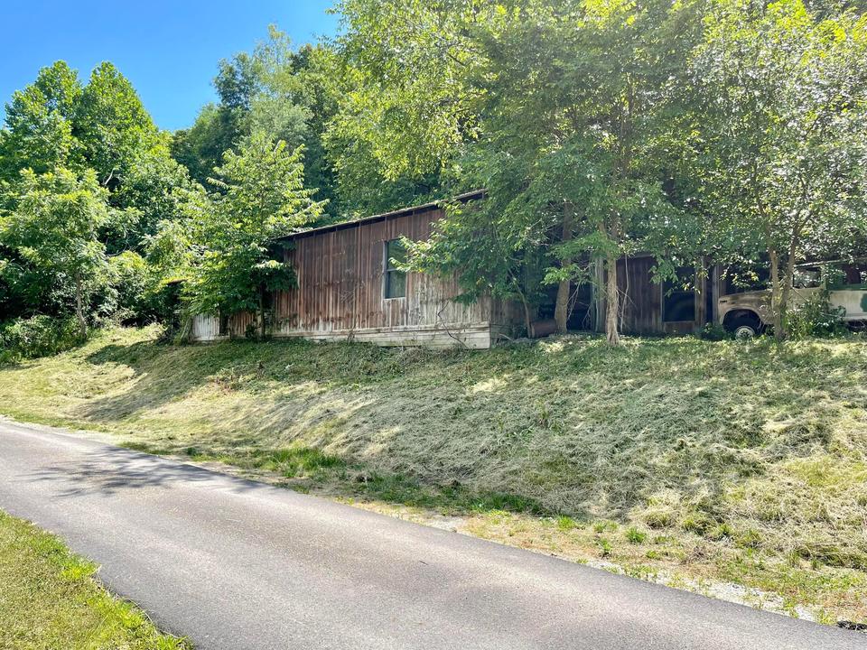 36120 Faith Rd, New Plymouth, OH 45654 14 Photos MLS 221029651