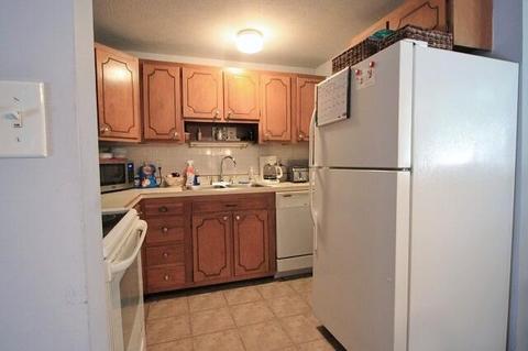 6589 Devonhill Rd, Columbus, OH 43229 photo 8