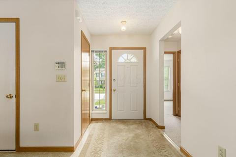 1283 Four Star Dr E, Galloway, OH 43119 photo 5