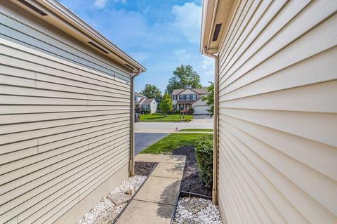 1283 Four Star Dr E, Galloway, OH 43119 photo 3