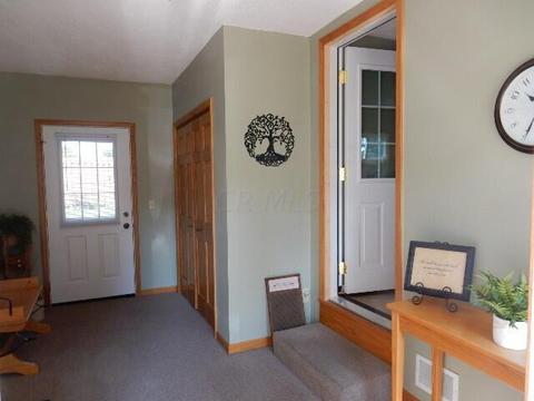 3 Wayne Dr, Fredericktown, OH 43019 photo 3
