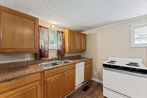 211 Harrison Ave, Lancaster, OH 43130 photo 6