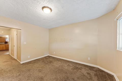 211 Harrison Ave, Lancaster, OH 43130 photo 3
