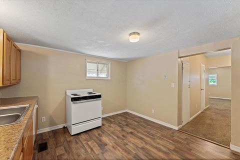 211 Harrison Ave, Lancaster, OH 43130 photo 5
