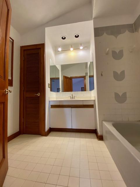 560 Denver Rd, Waverly, OH 45690 photo 13