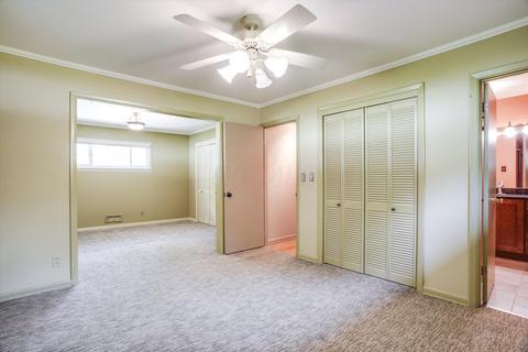 2850 E Broad St, Columbus, OH 43209 photo 17