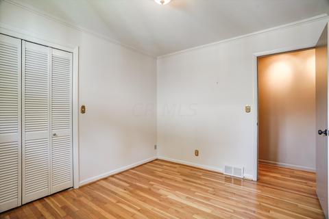 2850 E Broad St, Columbus, OH 43209 photo 15