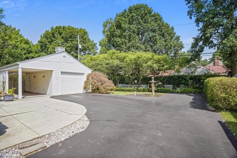 2850 E Broad St, Columbus, OH 43209 photo 33