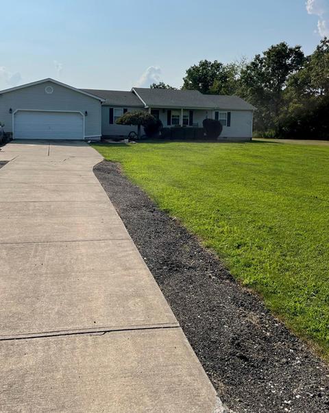 26807 Kime Holderman Rd, Circleville, OH 43113 photo 2
