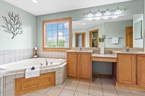 8108 Summerhouse Dr E, Dublin, OH 43016 photo 24