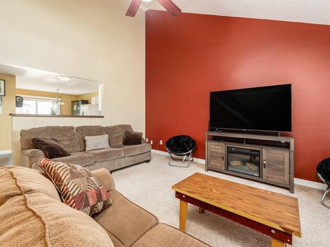 768 Shellbark St, Blacklick, OH 43004 photo 2