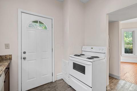 84 E Blake Ave, Columbus, OH 43202 photo 12