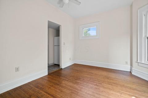 84 E Blake Ave, Columbus, OH 43202 photo 8