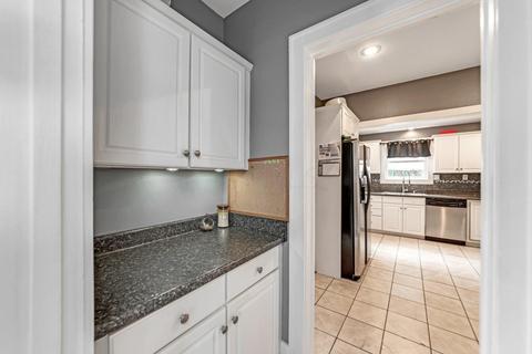 975 E Center St, Marion, OH 43302 photo 15