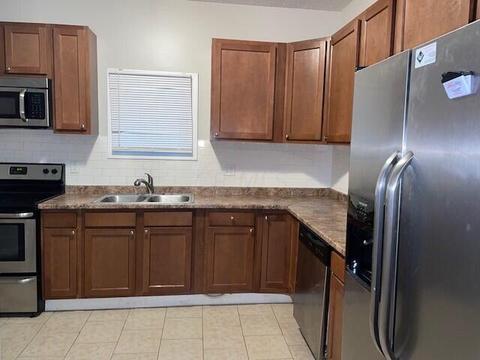 68 E Blake Ave, Columbus, OH 43202 photo 5