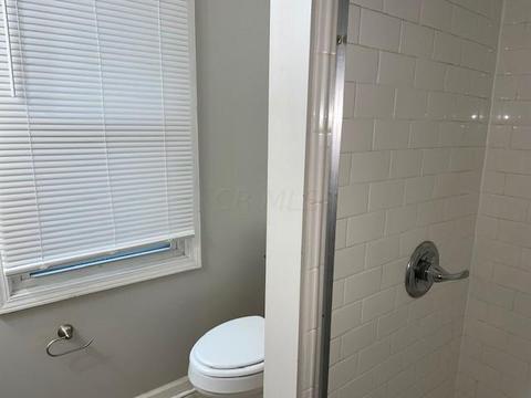 68 E Blake Ave, Columbus, OH 43202 photo 15