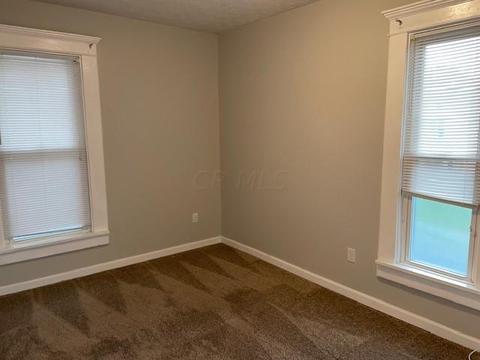 68 E Blake Ave, Columbus, OH 43202 photo 18