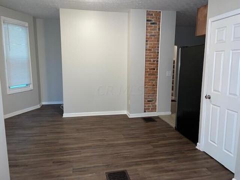 68 E Blake Ave, Columbus, OH 43202 photo 4