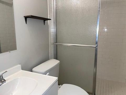 68 E Blake Ave, Columbus, OH 43202 photo 8