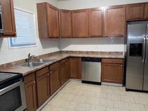 68 E Blake Ave, Columbus, OH 43202 photo 7