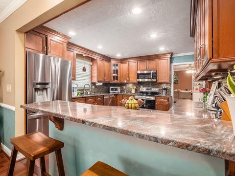 2188 Stratingham Dr, Dublin, OH 43016 photo 15