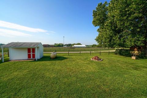 69 Jackson St, Lockbourne, OH 43137 photo 9