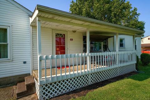 69 Jackson St, Lockbourne, OH 43137 photo 3