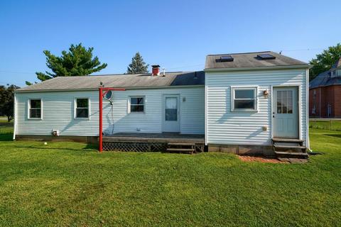 69 Jackson St, Lockbourne, OH 43137 photo 5