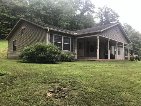 176 Simpson Rd, Jackson, OH 45640 photo 3