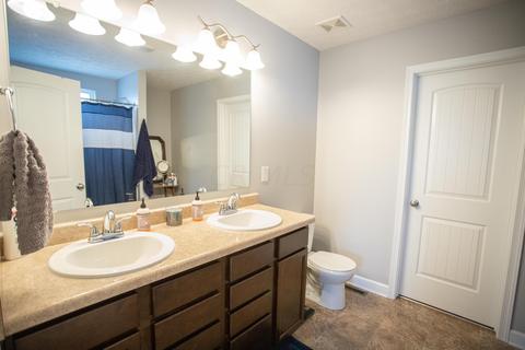 718 Rolling Acre Dr, Lithopolis, OH 43136 photo 16