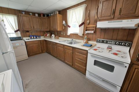 203 Chestnut St, Dresden, OH 43821 photo 9