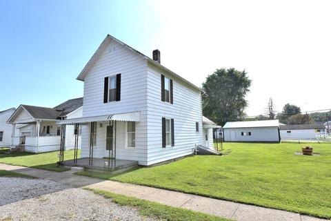 203 Chestnut St, Dresden, OH 43821 photo 1