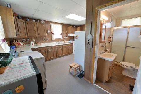 203 Chestnut St, Dresden, OH 43821 photo 8