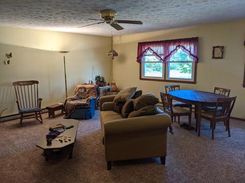 198 Donithen Rd, Marion, OH 43302 photo 2
