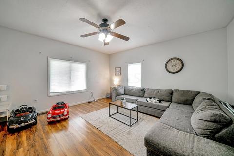 128 Logan St, Circleville, OH 43113 photo 3