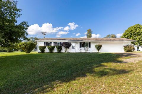 400 Irving Wick Dr E, Heath, OH 43056 photo 2