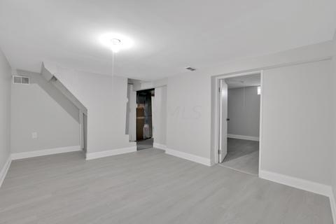 1436 E 19th Ave, Columbus, OH 43211 photo 17